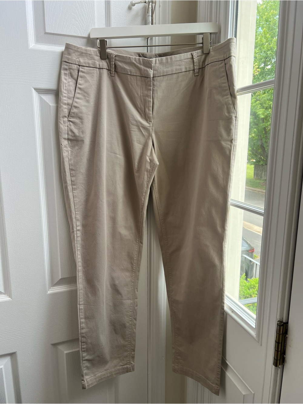David Jones Classic Collection Beige Stretch Ankle Pants Size 18